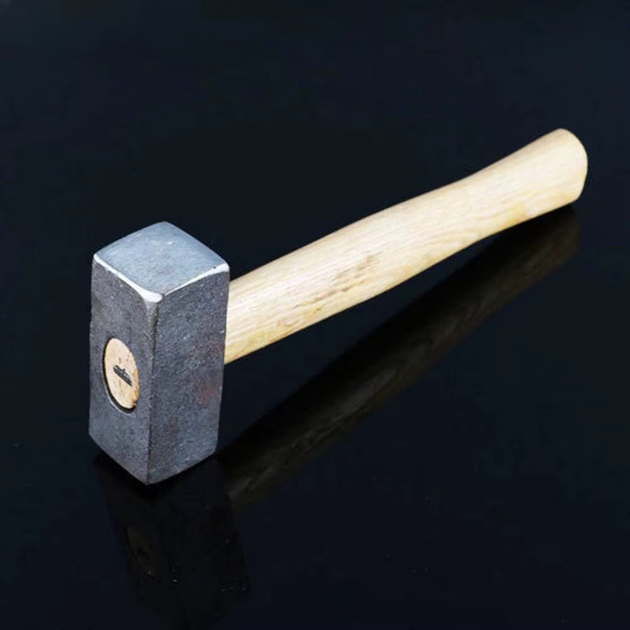 Schwerer Steinhammer aus geschmiedetem Stahl mit Holzgriff in Grau - Bild 3