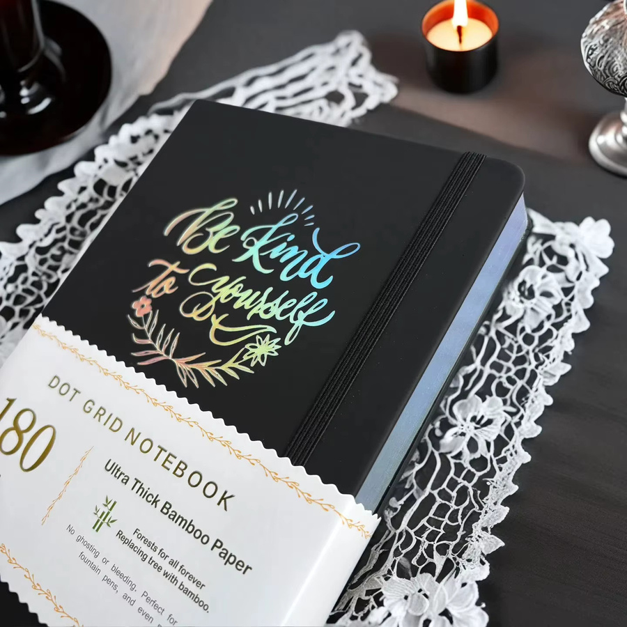 Buke Notebook Hardcover Dot Grid Journal A5 mit 160 Seiten, weißes Papier 180 g/m2, schwarz mit silbernen Kanten und elastischem Verschluss - Bild 3