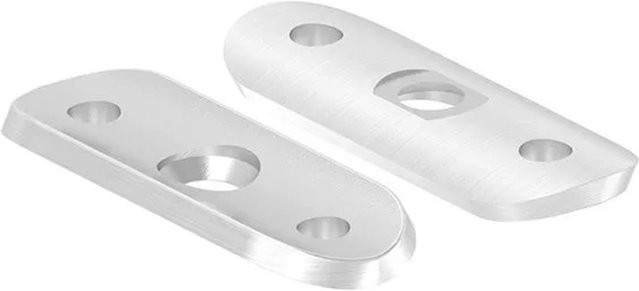 FeNau Handlaufanschlussplatte aus V2A Edelstahl in Silber für Rohr 42,4 mm mit Mittelbohrung und M6 Gesenkt, B: 6,3 cm, T: 2,5 cm, H: 0,4 cm - Bild 1