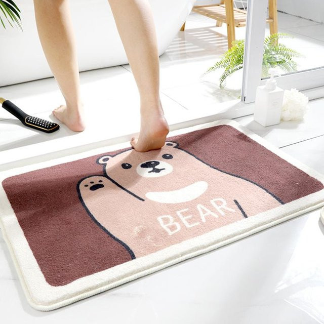 Rutschfeste Cartoon Bodenmatte aus Kaschmir in Braun, Saugfähiger Plüschteppich für Eingang, Badezimmer oder Toilette, B/T: 80 x 50 cm - Bild 1