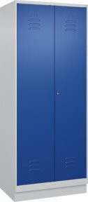 C+P Spind Classic PLUS mit Sockel, 2 Abteile, Front RAL 5010 Enzianblau und Schwarz-Weiß-Kombination, mit Zylinderschloss, H x B x T: 195 x 80 x 50 cm - Bild 1