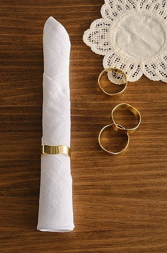 FLING Serviettenring aus Metall in Gold, 4er-Pack - Bild 1