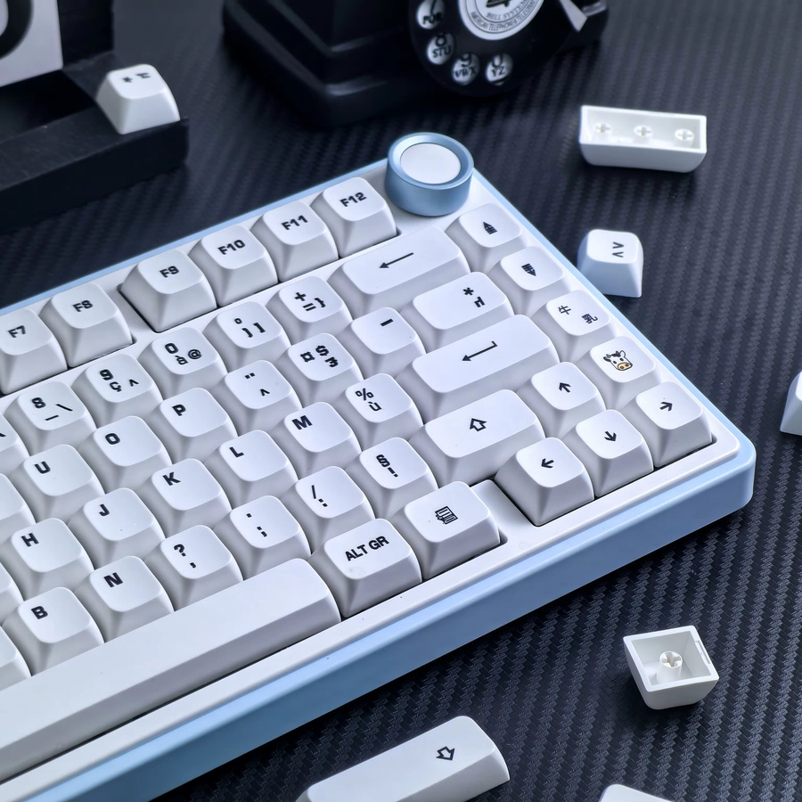 MAIMOOO AZERTY Tastenkappen im Kuhthema, Weiß, XDA PBT Thermosublimation für mechanische Tastaturen mit MX Switches - Bild 3