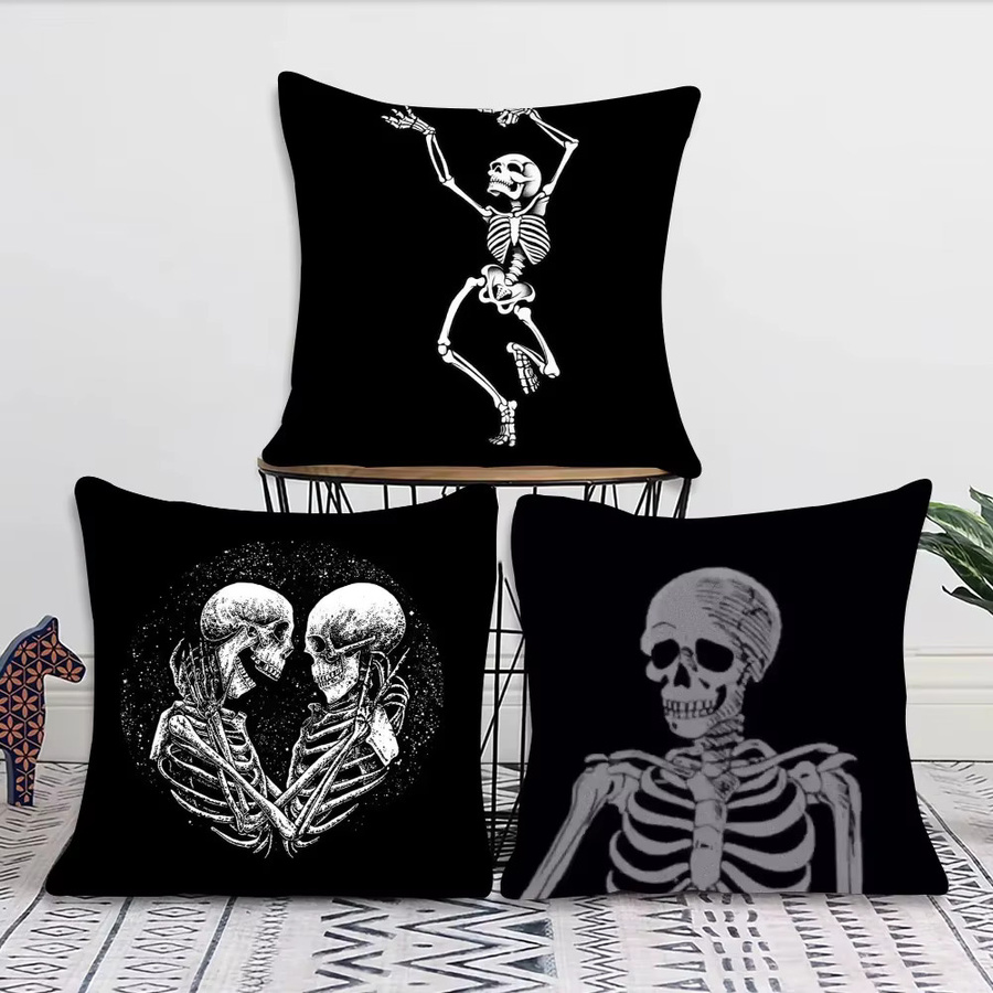 Dekoratives Kissen mit anatomischem Skelett-Motiv in Schwarz, quadratisch, 40 x 40 cm - Bild 3