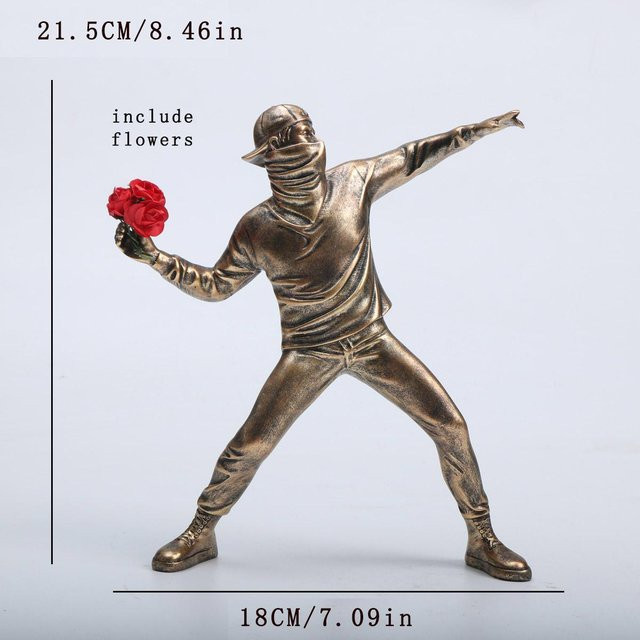 Simplistic Living Home Banksy Skulptur Blumenwerfer Statue aus Harz als dekorative Sammlerfigur für dein Schreibtischzubehör - Bild 1