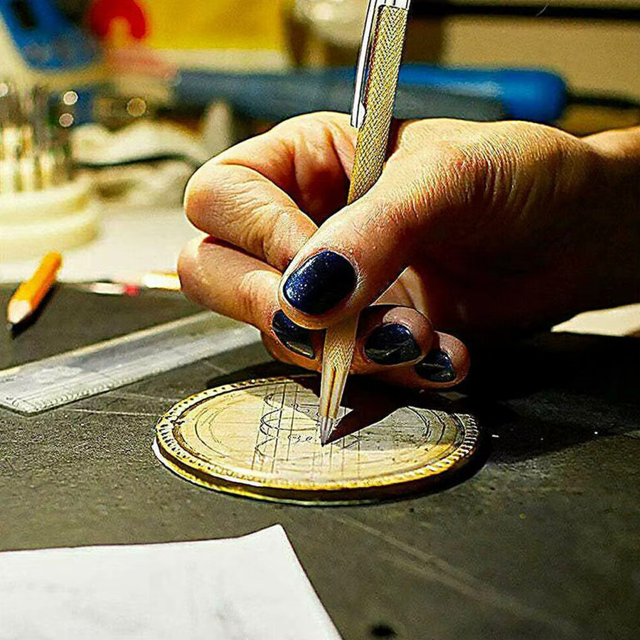Mini Graveurstift aus Metall in Gold zum Schneiden und Gravieren von Glas, Keramik, Fliesen und Metall - Bild 2