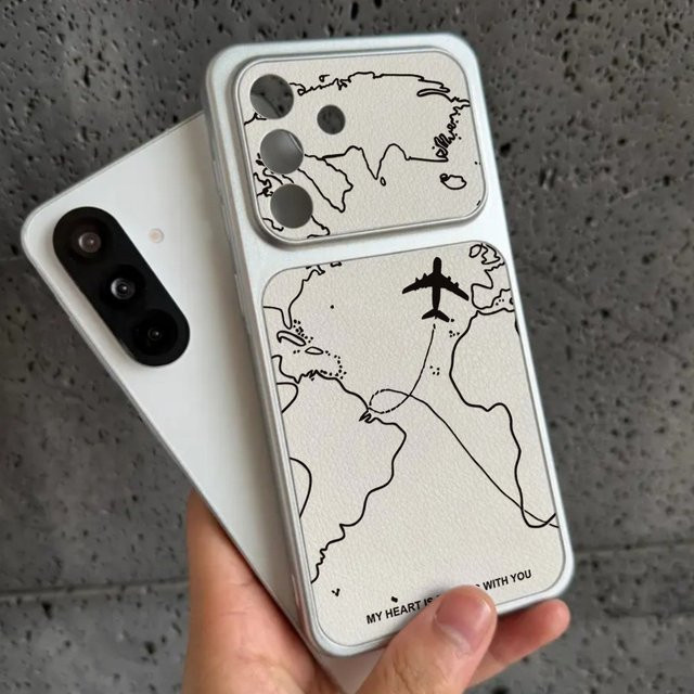 Handyhülle mit Flugzeugrouten Design für Samsung Galaxy Modelle (A56 5G, A57, A37, A27, A17, A07, A06, A16, A26, A54, A55, S24, S25 FE, S26 Ultra) mit Kamerafenster in Weiß - Bild 1