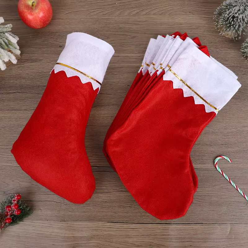 ZQNYCY Weihnachtsstrümpfe als hängende Dekoration für Kamin und Weihnachtsbaum in Rot mit Tier-Motiven - Bild 4