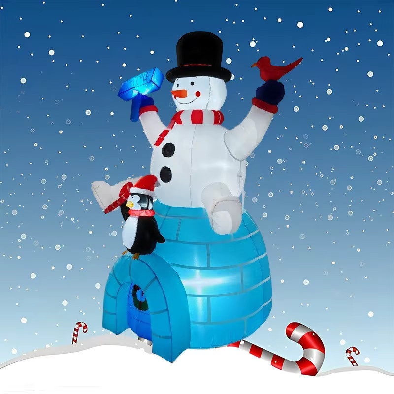 Aufblasbare Weihnachtsfiguren von CatXaa als leuchtender Schneemann oder Pinguin in Multicolor aus Kunststoff - Bild 2