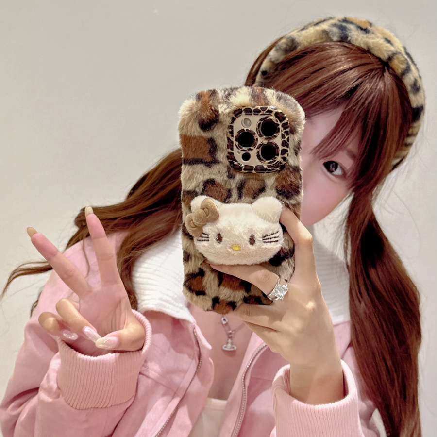 Sanrio Hello Kitty Handyhülle mit Leopardenmuster und Plüsch in Pink für iPhone 11 bis iPhone 17 Pro Max - Bild 3