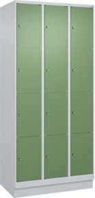 C+P Schließfachschrank Classic PLUS mit Sockel und 3 Abteilen, Farbe Resedagrün und Grau, B/T/H: 90 x 50 x 195 cm - Bild 1