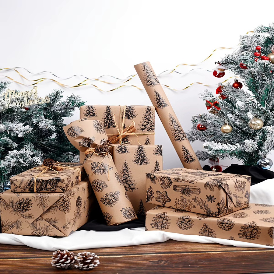 Dekorative Geschenkpapierrolle mit Weihnachtsbeeren-Design in Braun aus Kraftpapier - Bild 2