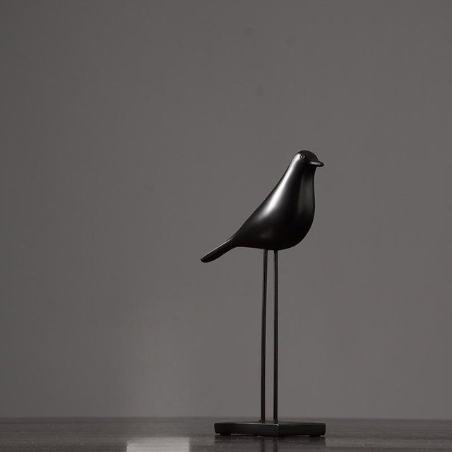 Yiran Furniture Nordische Vogelornamente aus Harz in Schwarz und Weiß zur Dekoration für Wohnzimmer und Büro - Bild 1