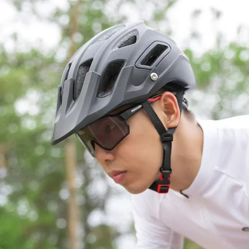 ROCKBROS Sportsonnenbrille, Vollrand, Kunststoff, Photochrome - Bild 5