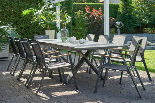 Hartman Gartenmöbel Set Xanadu Aruba mit Tisch und 10 Stapelsesseln in Anthrazit und Grau aus Aluminium und Glaskeramik, Tisch B: 280 cm, B: 220 cm, T: 100 cm - Bild 1