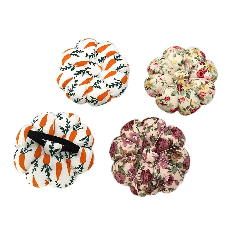 Handgelenk-Nadeltasche und Nadelpolster für Kürbis-Nadeln und Kreuzstich in Multicolour - Bild 1