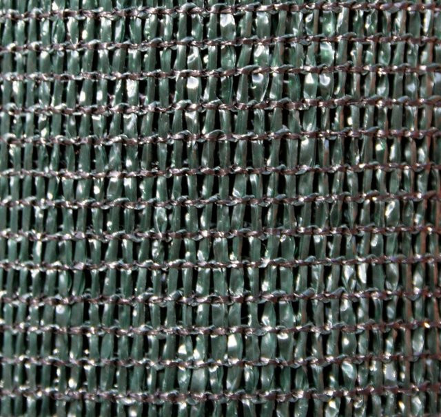 Sichtschutznetz Schattiergewebe als Zaunblende in Dunkelgrün, 10 m - Bild 1