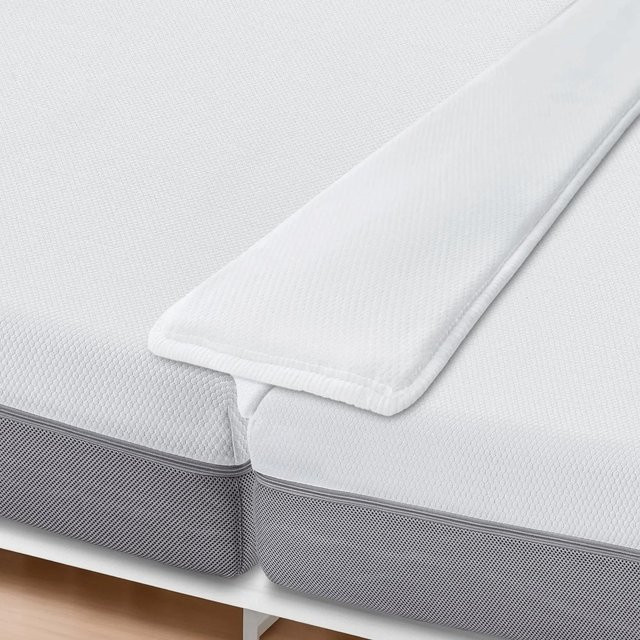 CloudComfort Matratzenbrücke Premium aus Komfortschaum mit Stretch-Doppeltuch, Farbe: Weiß, Höhe: 6 cm, Breite: 25 cm, Länge: 200 cm - Bild 1