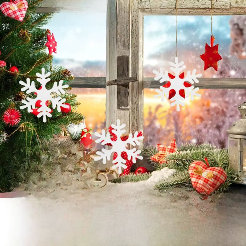 48 Stück weiße Schneeflocken-Hängeornamente aus Kunststoff für Weihnachtsdekoration und Bastelarbeiten - Bild 5