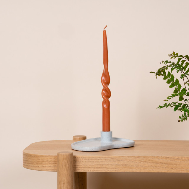 Stabkerze Swirl Terra von BLUME2000 in Orange - Bild 1