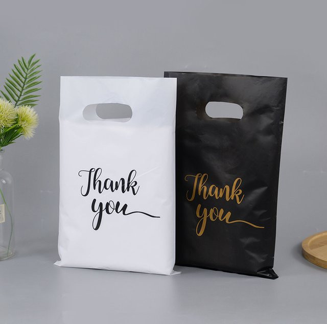ZQNYCY Geschenkbeutel aus Kunststoff in Schwarz für Hochzeiten, Geburtstage und Partys, 50 Stück - Bild 1