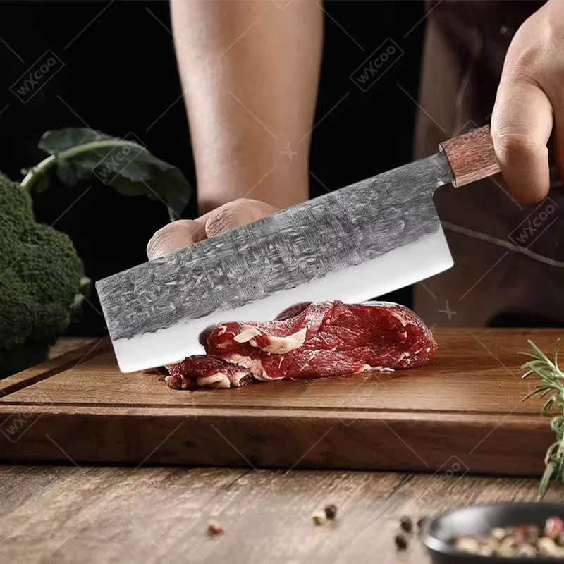 WXCOO Kiritsuke Kochmesser aus Japan mit gehämmerter Klinge und Holzbox in Silber - Bild 2