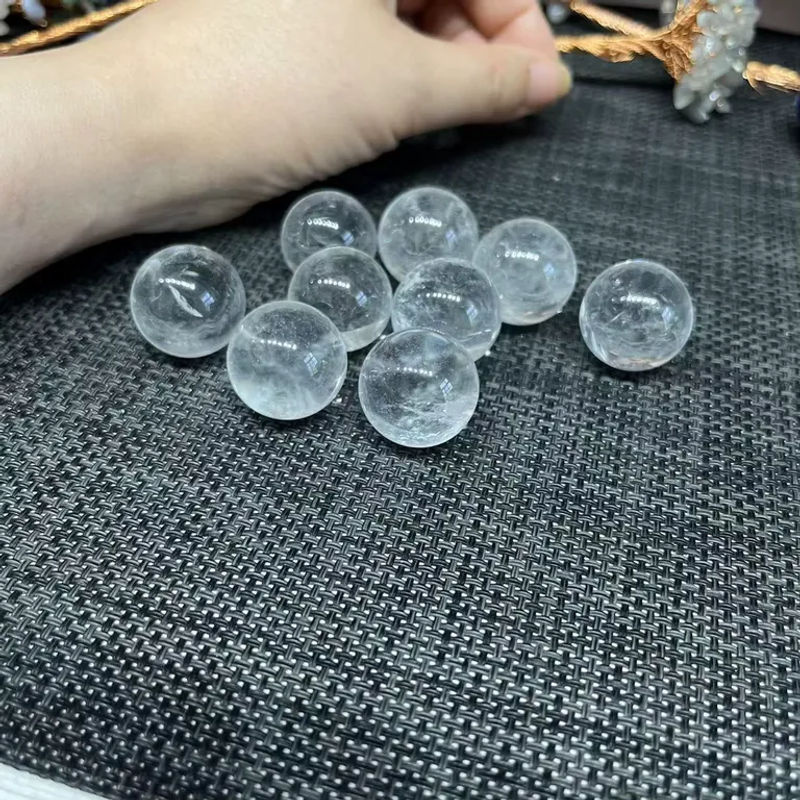 5 Stück transparente Quarzkugeln von sisterstone als polierte Kristallkugeln zur Dekoration und für Reiki - Bild 3