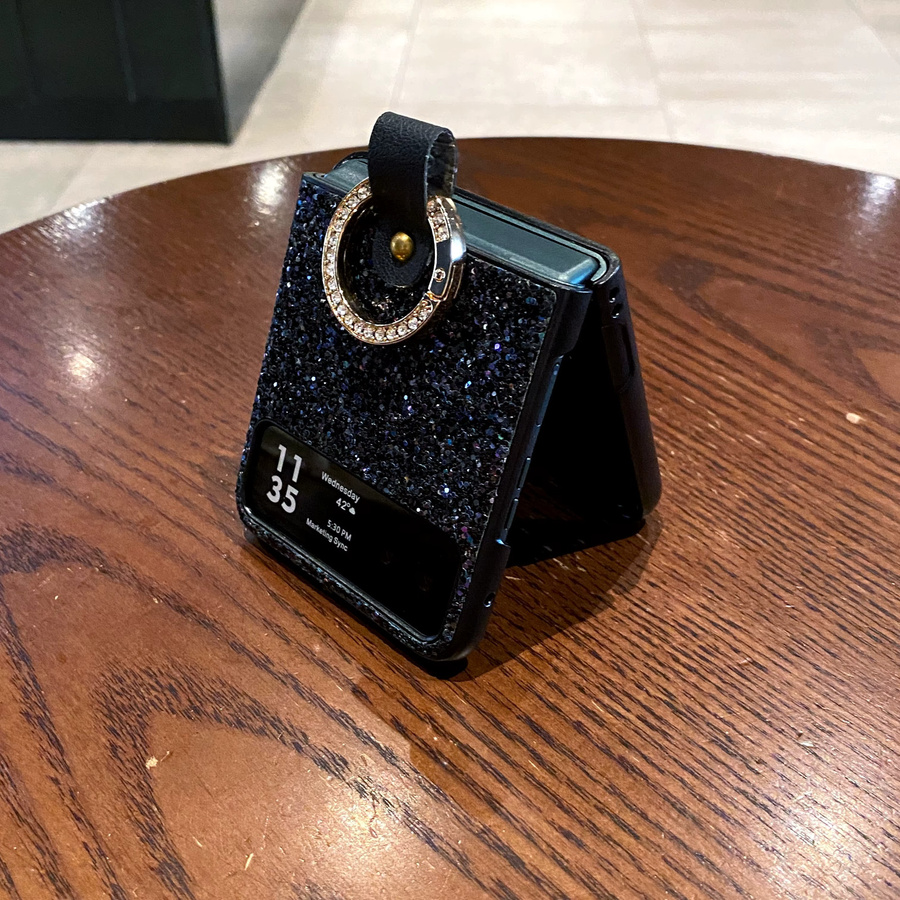 Glänzende Leder-Hartschale für Motorola Moto Razr 40 und Moto Razr 40 Ultra mit künstlicher Diamantbeschichtung und Ring-Schnalle in Schwarz - Bild 2