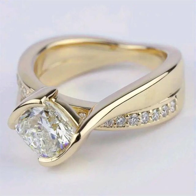 Huitan Ring, goldfarben, Zirkonia, Damen - Bild 1