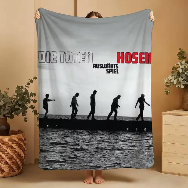 SnugSpace Toten Hosen Plüschdecke Überwurf in Grau, B/B: 150 x 180 cm - Bild 1
