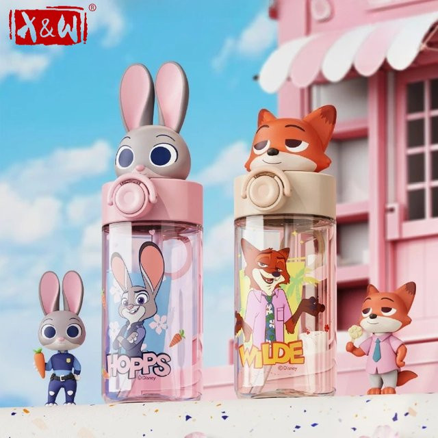 X&W Disney Zootopia Wasserflasche mit Strohhalm und Deckel, buntes Cartoon-Trinkgefäß für Kinder, 500 ml - Bild 1