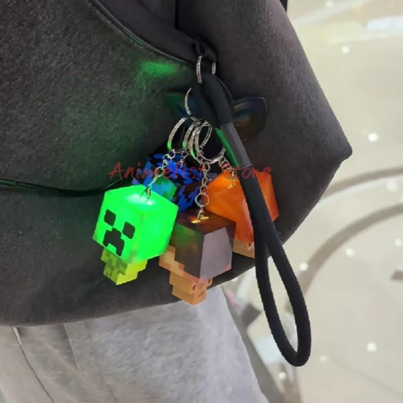 Oudun Umgebungsfackel LED-Licht Mini-Taschenlampe Schlüsselanhänger Bunt / Mehrfarbig - Bild 2