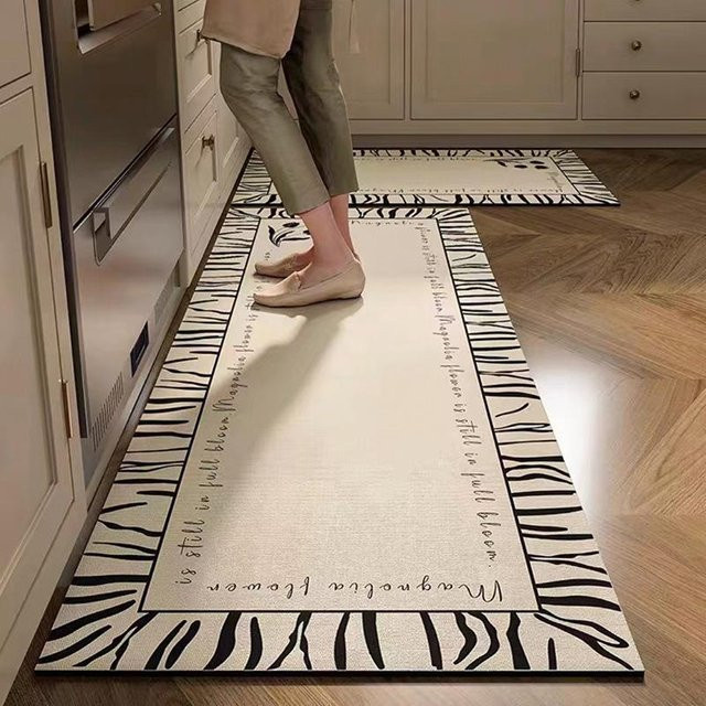 Saugfähige Kieselgur-Küchenmatte von Yiran Furniture, weiß, rutschfest und zuschneidbar, B/T: 90 x 60 cm - Bild 1