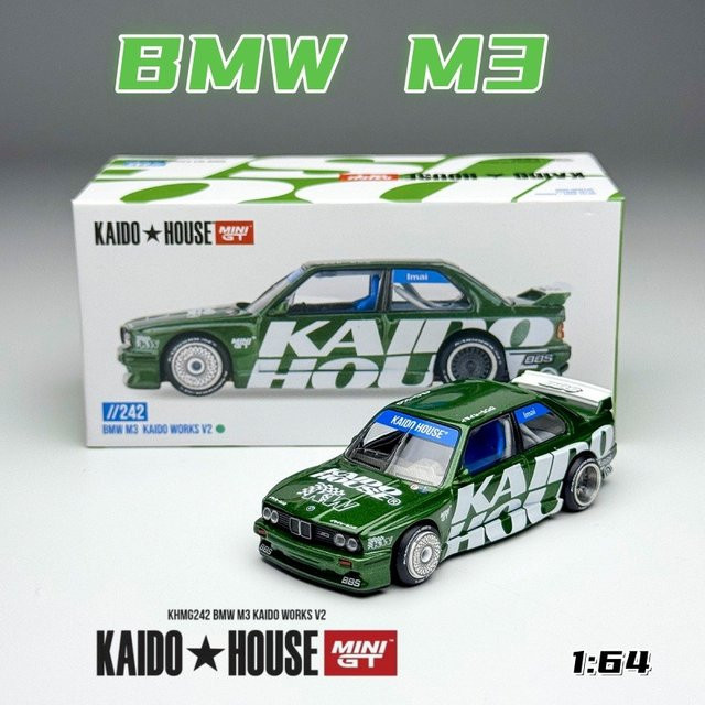 Kaido House M3 Grün, Legierungs-Gussmodell, 1:64, ab 14 Jahren - Bild 1