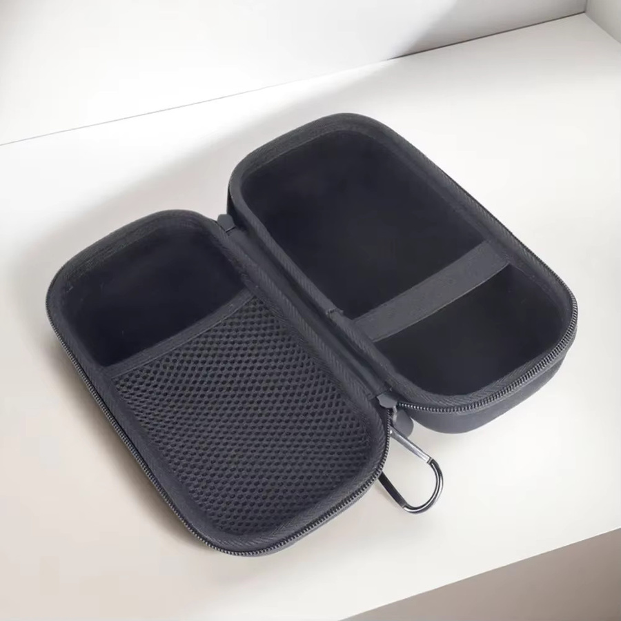 Stoßfeste Hartschalen-Tragetasche in Schwarz als kratzfeste Schutzhülle für den Bose SoundLink Flex der 2. Generation - Bild 3