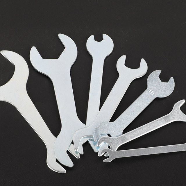 KOQZM Doppelkopf-Schraubenschlüssel mit offenem Ende in Silber, Set mit den Größen 8, 10, 12, 13, 14, 15, 19, 22 und 24 mm für Fahrzeugwartung und Handwerk - Bild 1