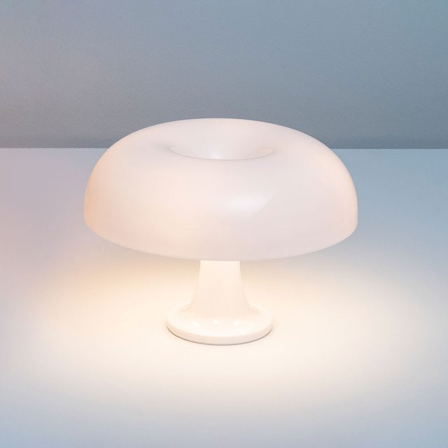 Artemide Nessino Tischleuchte in Weiß mit modernem Design - Bild 1