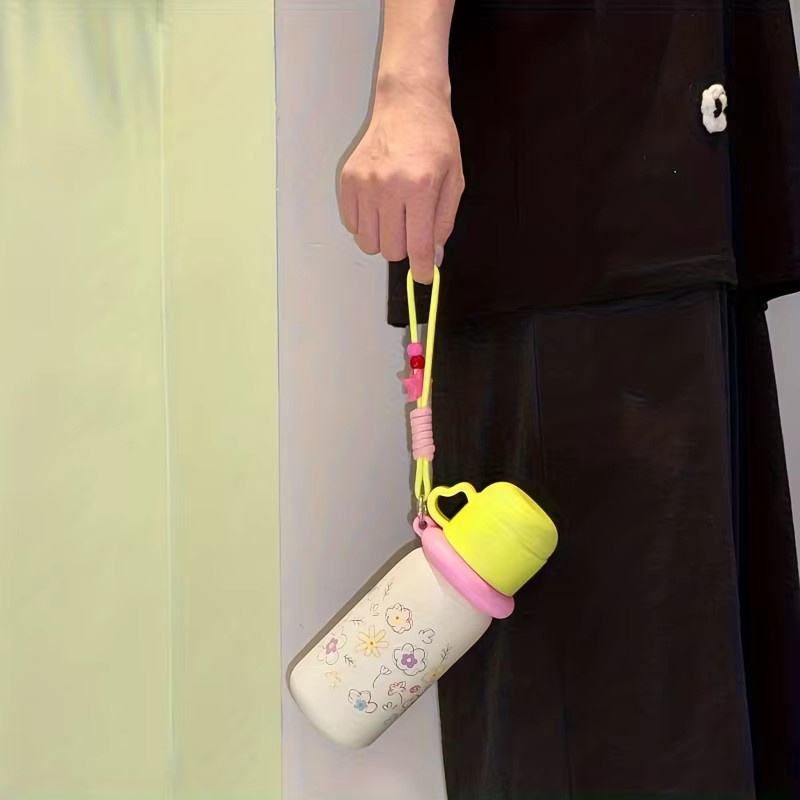 VRIUKNT Isolierter Edelstahlbecher mit 3-Wege-Trinkfunktion und tragbarem Umhängeband, 500 ml, Gelb oder Pink - Bild 3