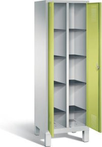 C+P Wäsche-Spind Evolo mit Schließsystem und Regalen, Front Viridingrün, Korpus Lichtgrau, H x B x T: 185 x 61 x 50 cm - Bild 1