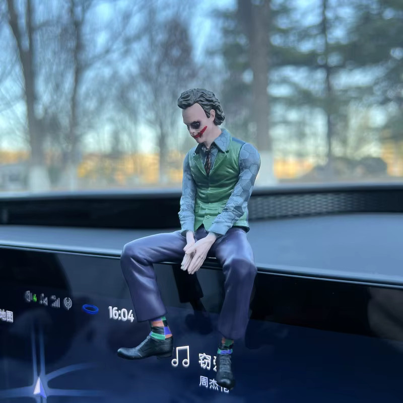 Bandai Joker Heath Ledger Figur als Dachdekoration und Auto Anhänger, Höhe: 10 cm - Bild 5