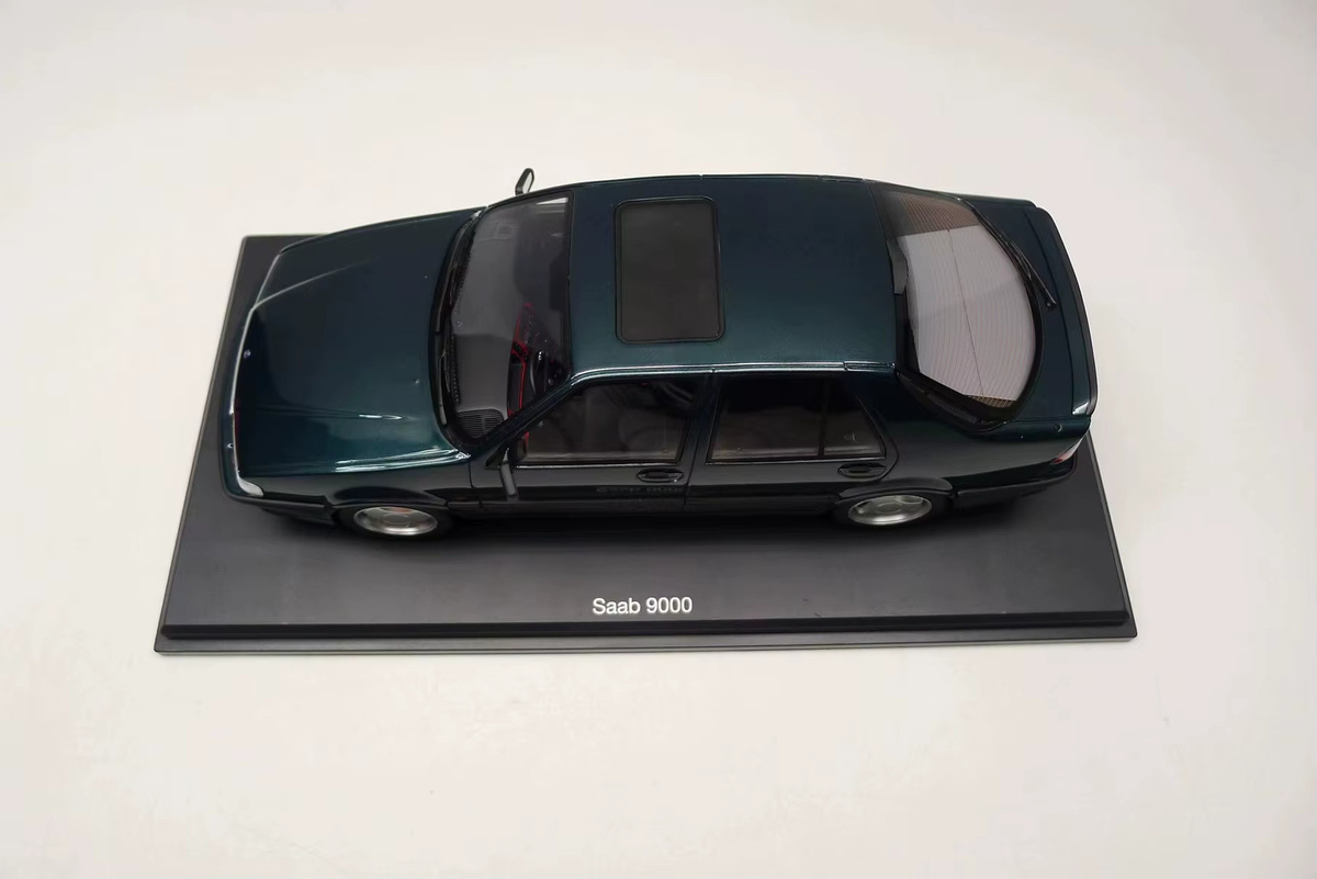 Saab 9000 Resin-Modellauto, 1:18 - Bild 2