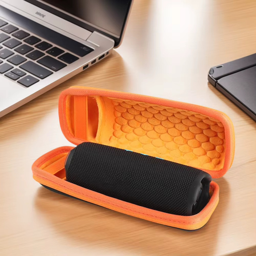 Harte Reisetasche mit verstellbarem Schultergurt als Umhängetasche für JBL Flip 7 Bluetooth Lautsprecher in Grau - Bild 3