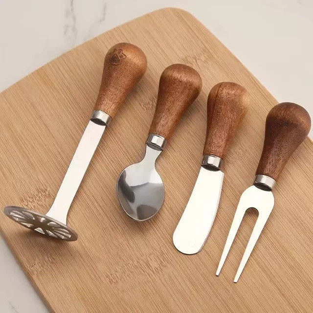 DUTRIEUX Kartoffelstampfer aus Edelstahl mit Holzgriff in Silber und Braun - Bild 1