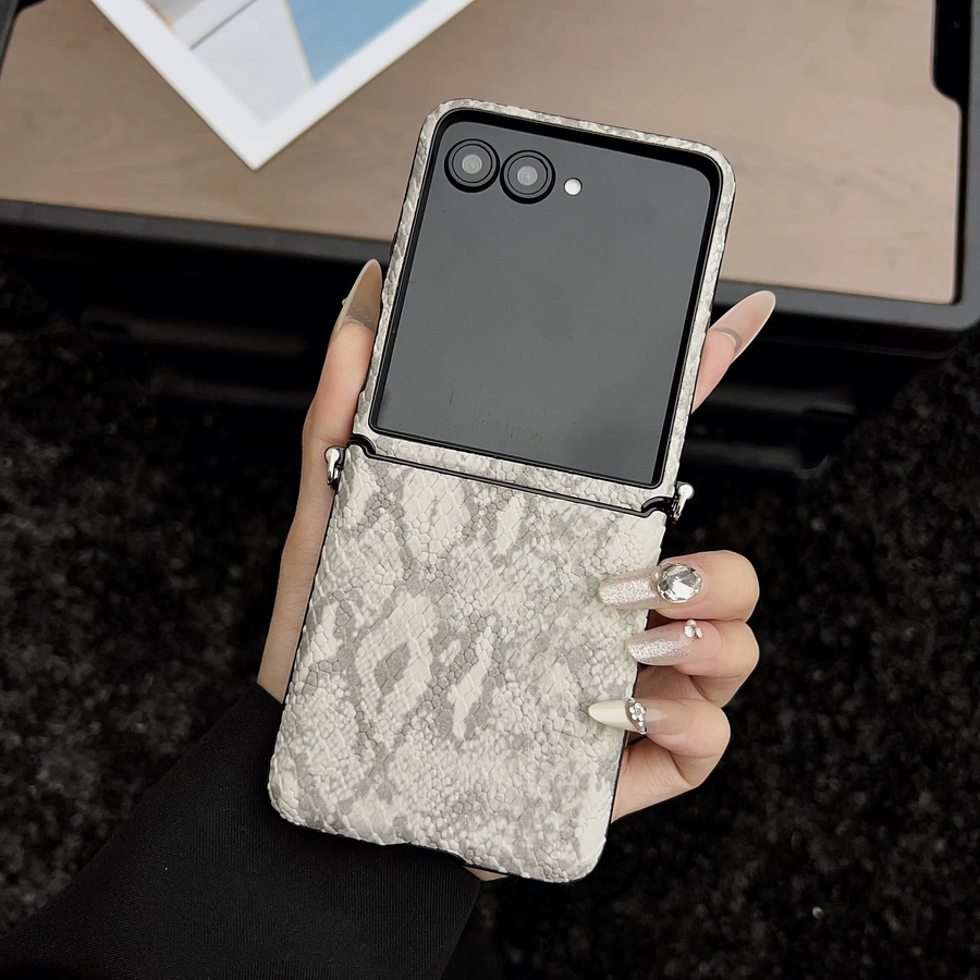 Luxuriöse Business-Hülle mit 3D-Retro-Schlangenhautmuster aus PU-Leder für Samsung Galaxy Z Flip 4, Z Flip 5, Z Flip 6 und Z Flip 7, stoßfeste Schutzhülle - Bild 1