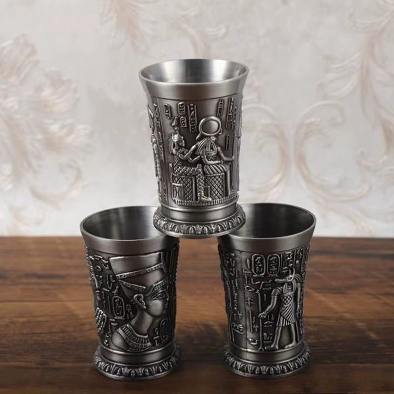 Aihogard Ägypten Mythos Retro Metall Tasse in Bronze mit 3D Relief für Likör und Spirituosen - Bild 2