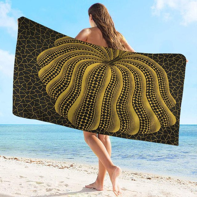 Ka Chen Mutong Mikrofaser Handtuch mit Yayoi Kusama Kürbisblumen Motiv, schnelltrocknend und weich, B: 90 cm, H: 180 cm - Bild 1