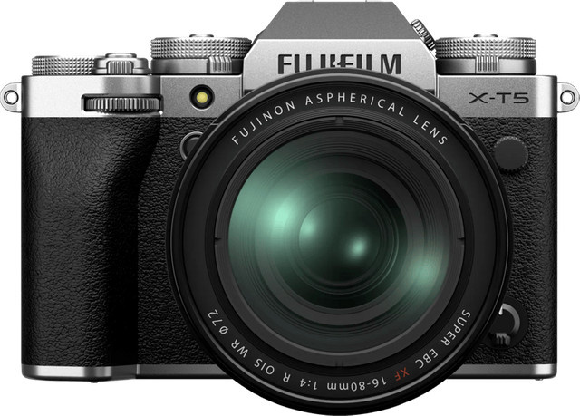 Fujifilm X-T5 spiegellose Kamera in Silber mit XF 16-80mm f/4 Objektiv und 40,2 Megapixel APS-C Sensor - Bild 1