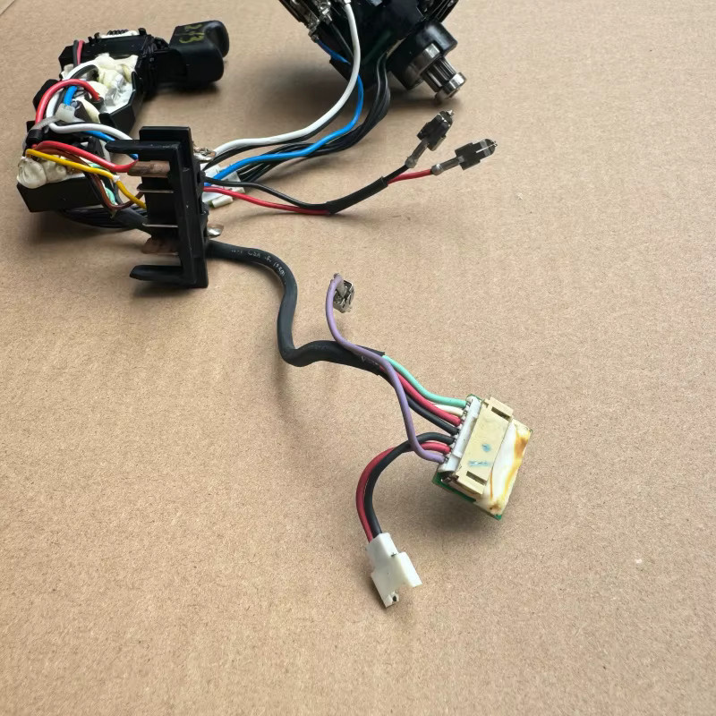 DeWalt Motorschalter SA N 463936 in Schwarz für DCH273 und DCH274 Elektrowerkzeuge - Bild 2