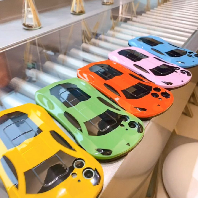 3D-Sport-Autotelefonhülle im Supercar-Design für iPhone 11 bis iPhone 17 Pro Max, Softcover in Pink und Multicolour - Bild 1