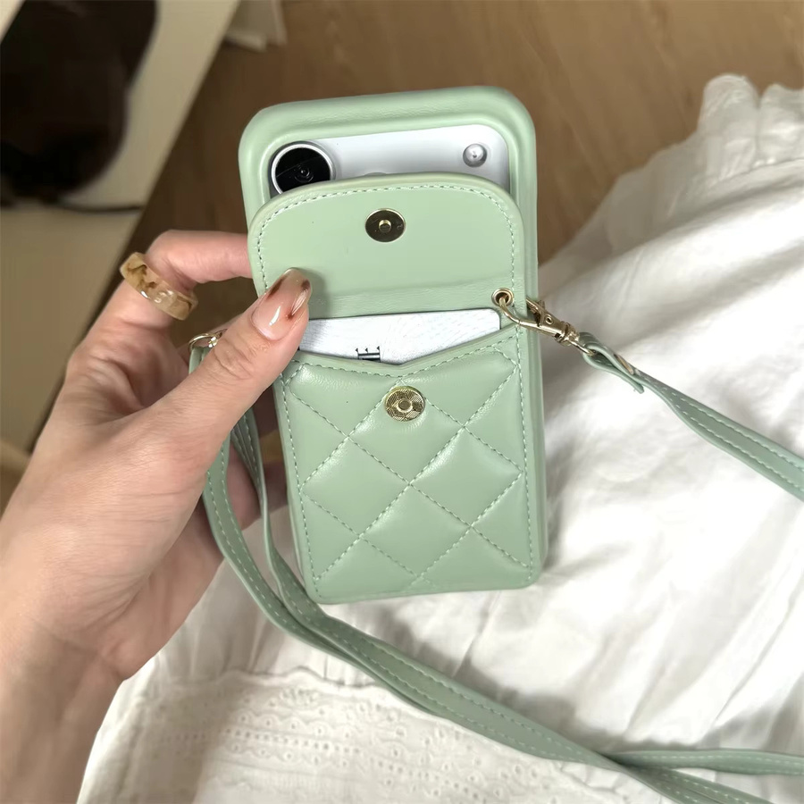 szHAIyu Luxuriöse Umhängetasche mit Lanyard und Kartenhalter aus Leder für iPhone 17 Air, 16, 15 Plus, 14 und 13 Pro Max in Blau - Bild 2